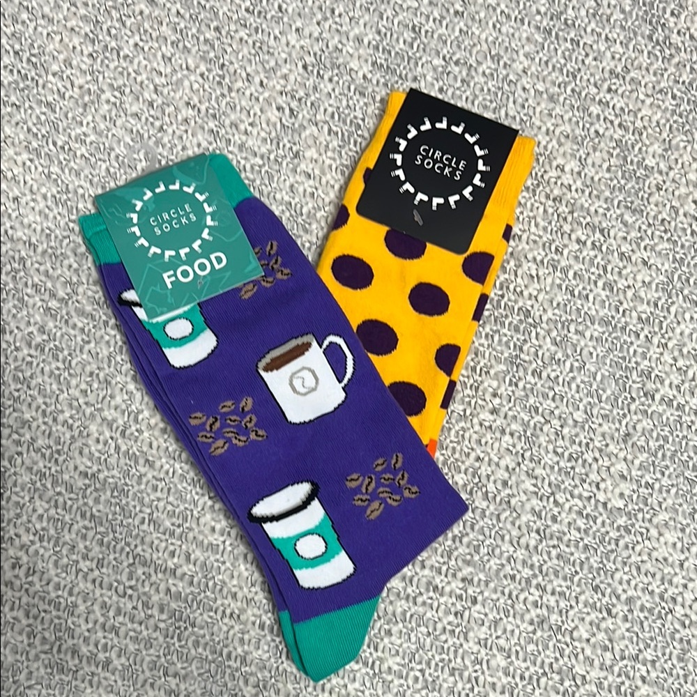 Circle Socks Pair